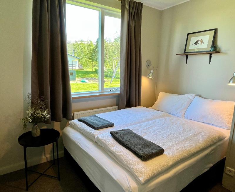 Double or Twin Room with Shared Bathroom image 4