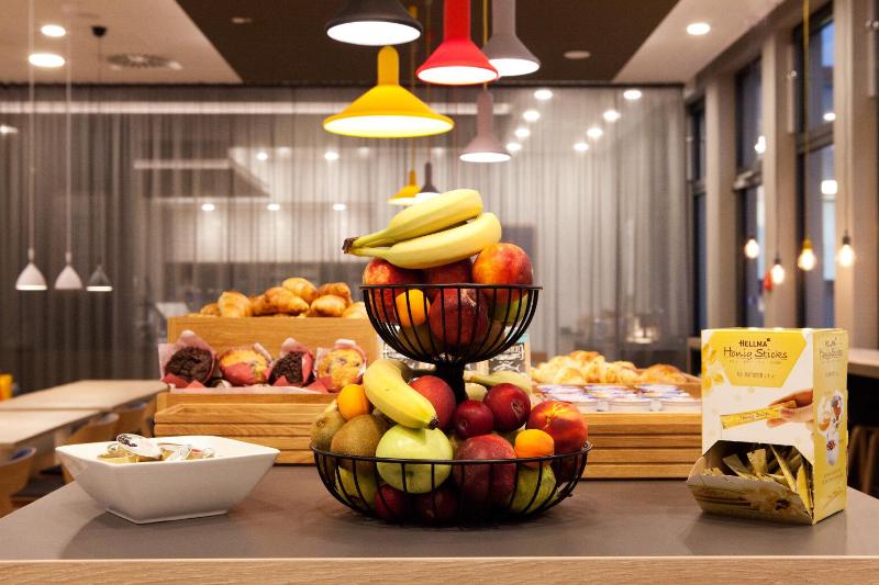 Holiday Inn Express Dusseldorf Airport By IHG - image 35