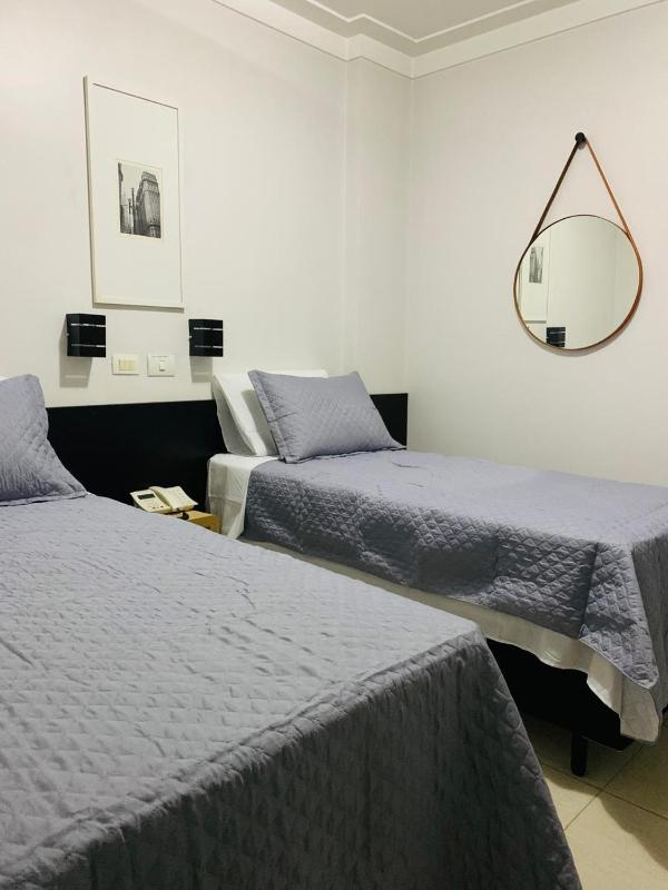 Lory Studio Hotel - image 4