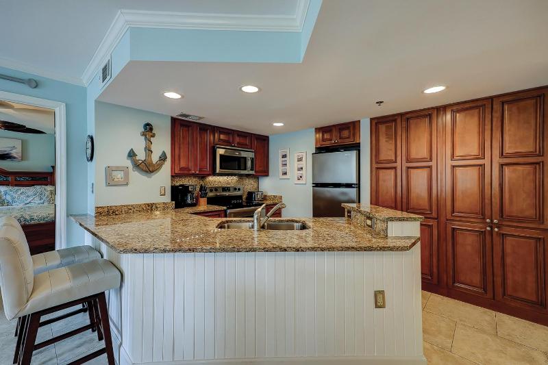 Wonderful Luxury Updated Villamare with Pool Bikes & Beach Gear included - image 37