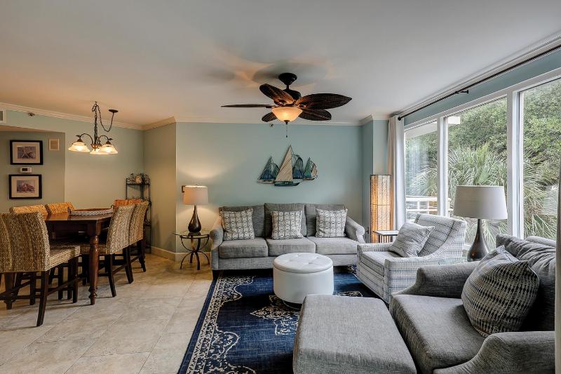 Wonderful Luxury Updated Villamare with Pool Bikes & Beach Gear included - image 22