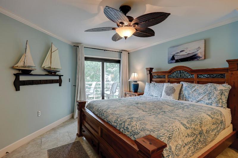 Wonderful Luxury Updated Villamare with Pool Bikes & Beach Gear included - image 20