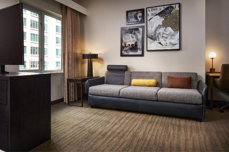 Residence Inn by Marriott Denver City Center - image 38