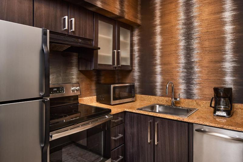 Residence Inn by Marriott Denver City Center - image 11