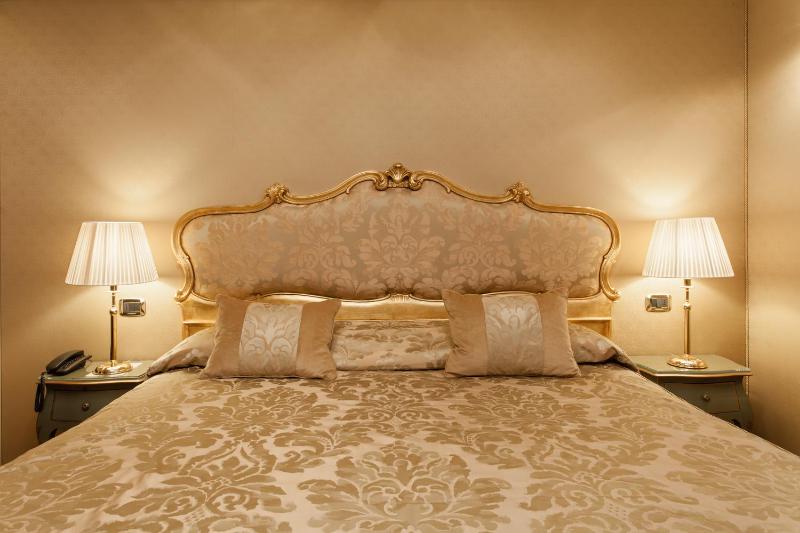 Superior Double or Twin Room image 4