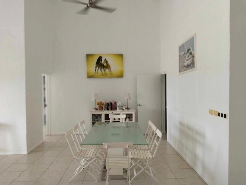 La Brise De Mer - 4 Bed Pool Stunning Views - image 4