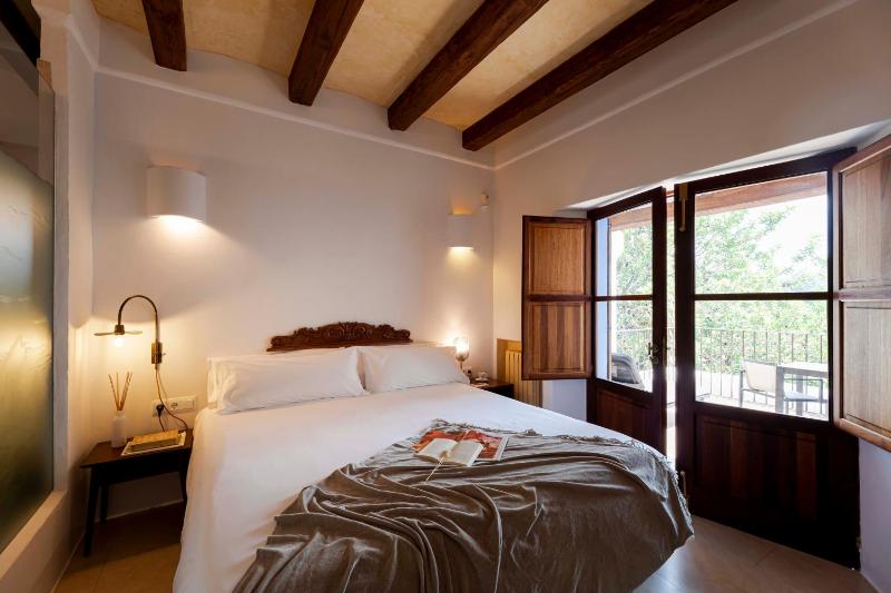 Double Room image 1