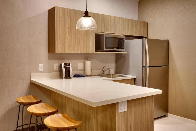 King Suite with Sofa Bed and Bunk Bed image 3