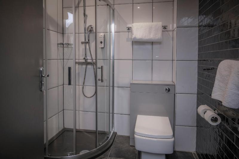 Executive Double Room image 3