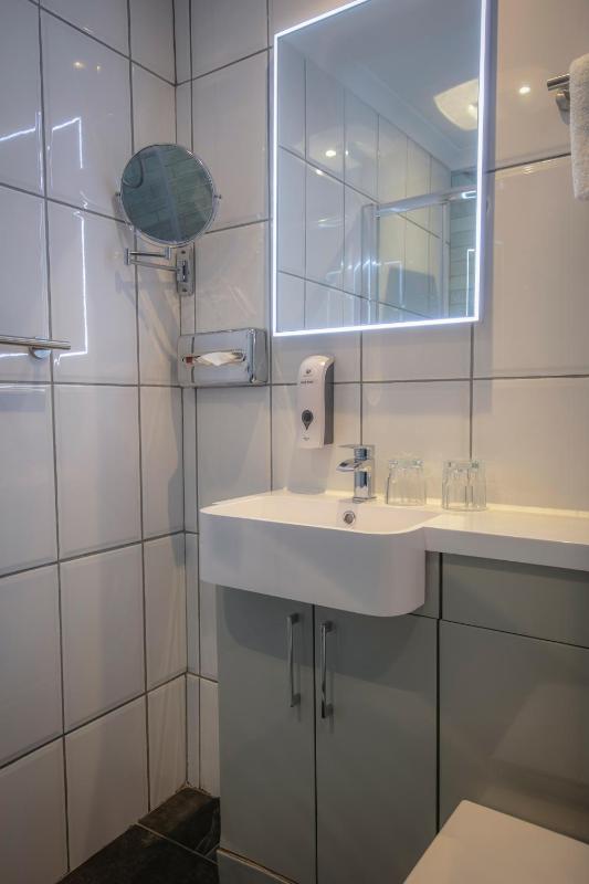 Executive Double Room image 4