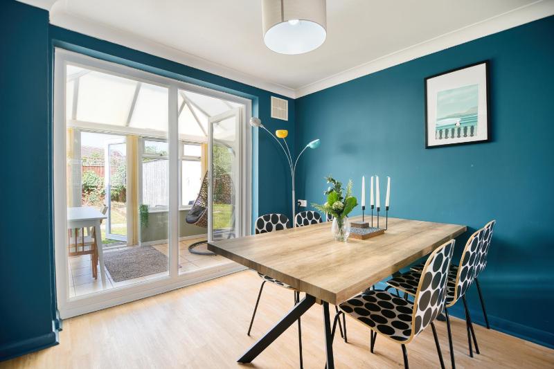 Beautiful Aldeburgh Coastal Getaway - image 18