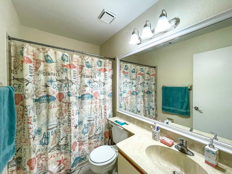Spacious Shorewalk 2B-2B Condo near Anna Maria Island Beaches & IMG Academy - image 30