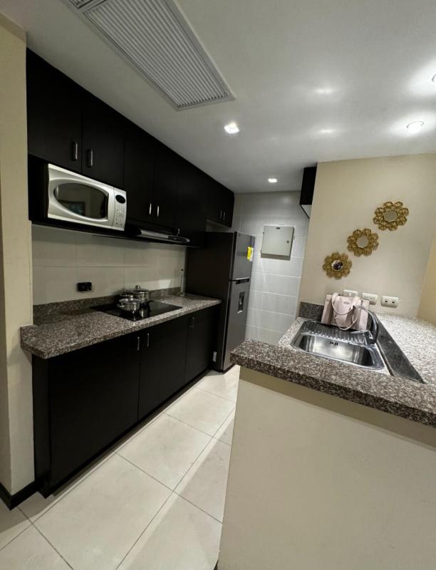 Torre Sol ll Trade Center 411Mall del Sol Ecusuites Gye - image 14