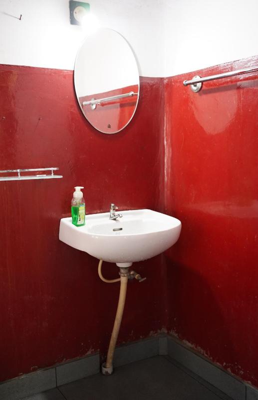 Dutch Square Hostel - image 7