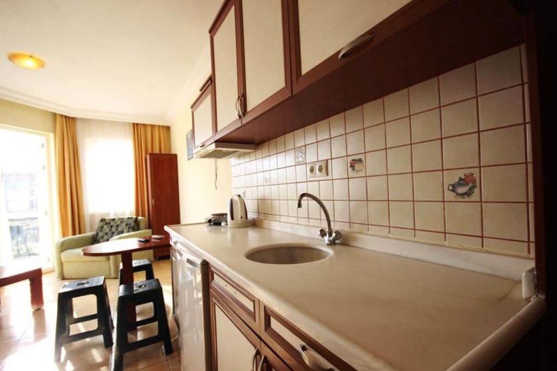 Suite with Pool View image 1