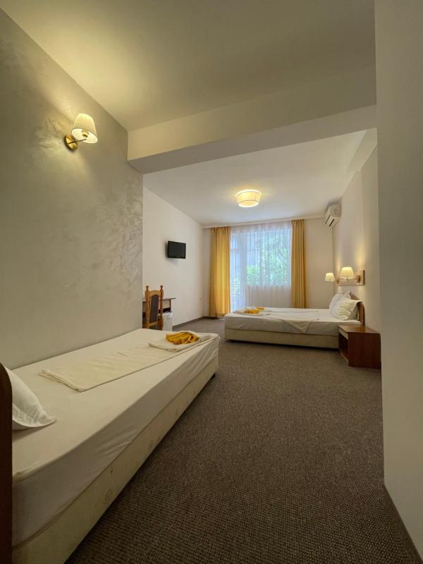Alatoni Beach Hotel - image 23