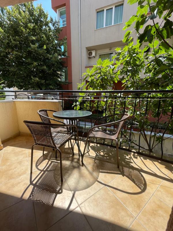 Alatoni Beach Hotel - image 10