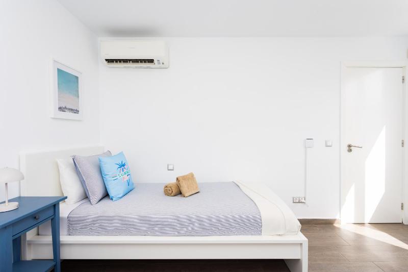 Luxury BKM in Playa del Duque - image 5