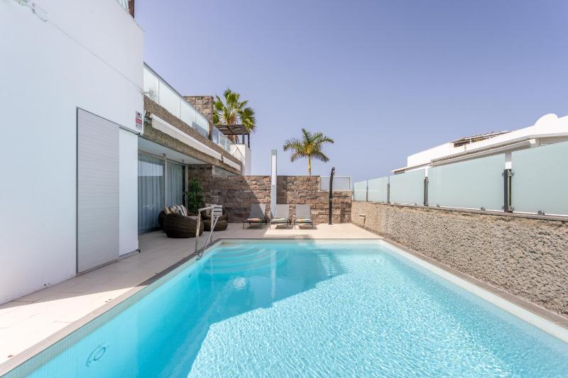 Luxury BKM in Playa del Duque - image 8
