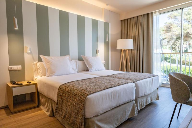 Double or Twin Room image 1
