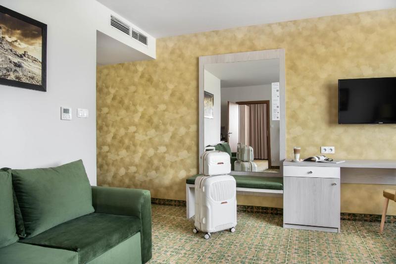 Deluxe Apartment image 4