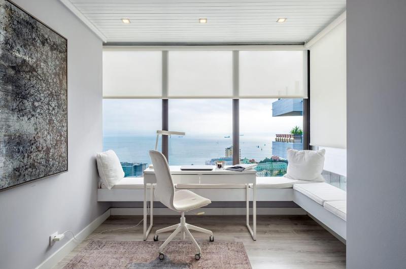 Ocean Blue Apartment & Studio - image 18