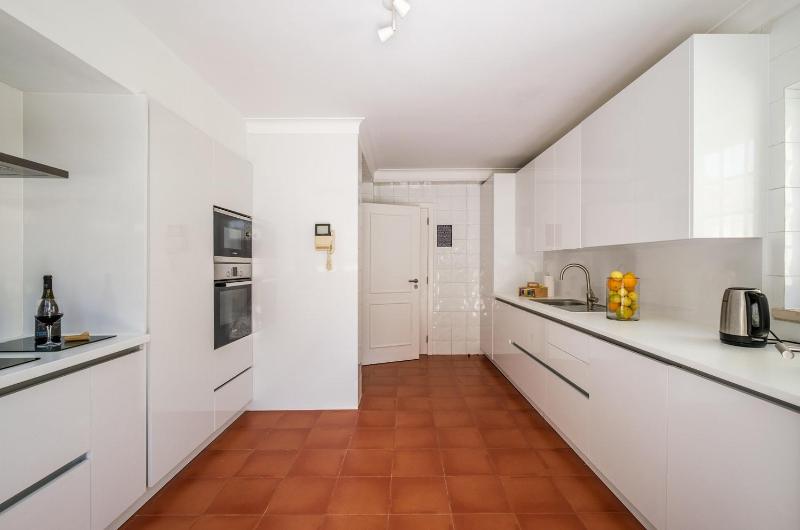 Seafront Unit 2 - image 10