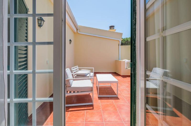 Seafront Unit 2 - image 30