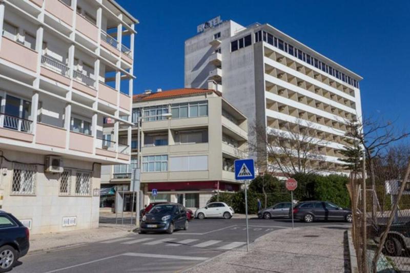 Carcavelos - Holiday Beach Apartment - image 32