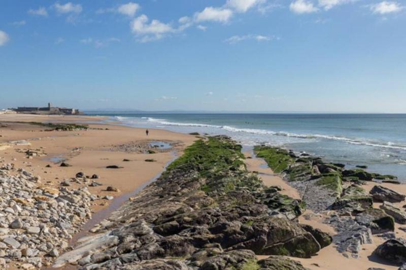 Carcavelos - Holiday Beach Apartment - image 5