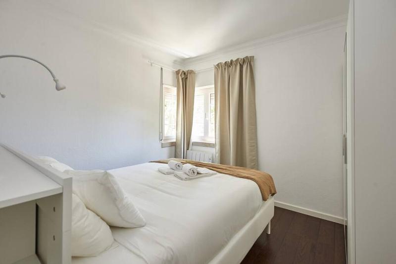 Central Oasis Apartment - image 19