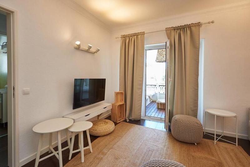 Central Oasis Apartment - image 18