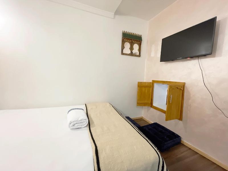 Studio Tnaker - image 15