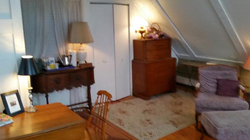 Queen Suite image 3