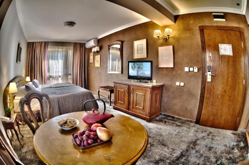 Single Room image 3