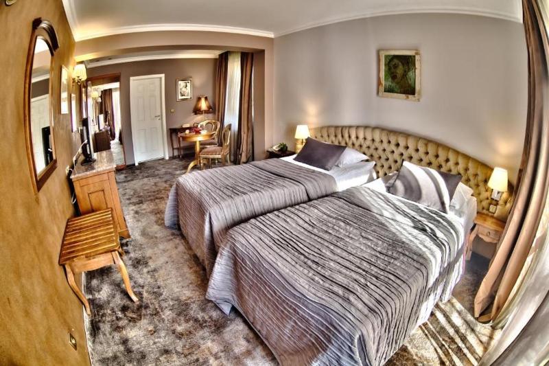Single Room image 4