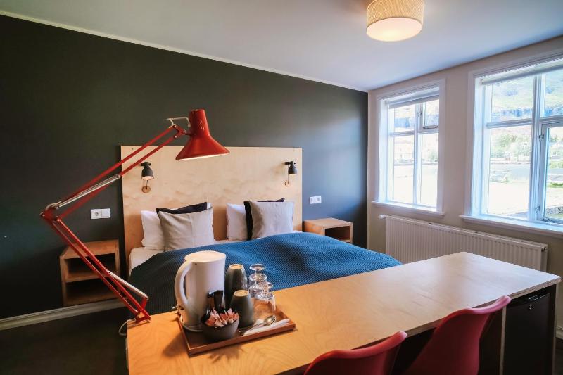 Superior Quadruple Room image 2