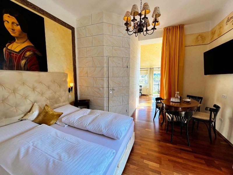 Superior Apartment image 2