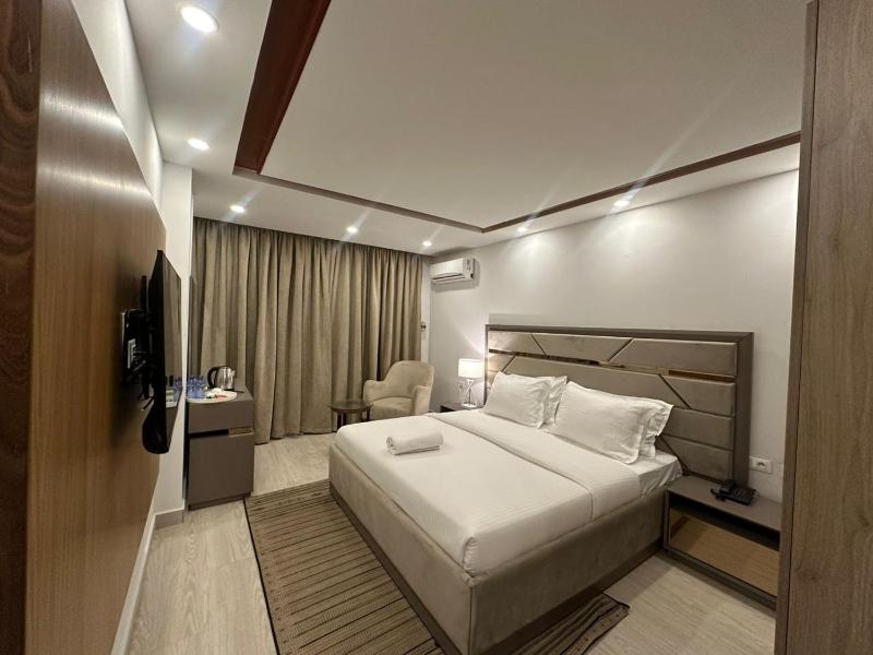 Hotel Belle Vie - image 1