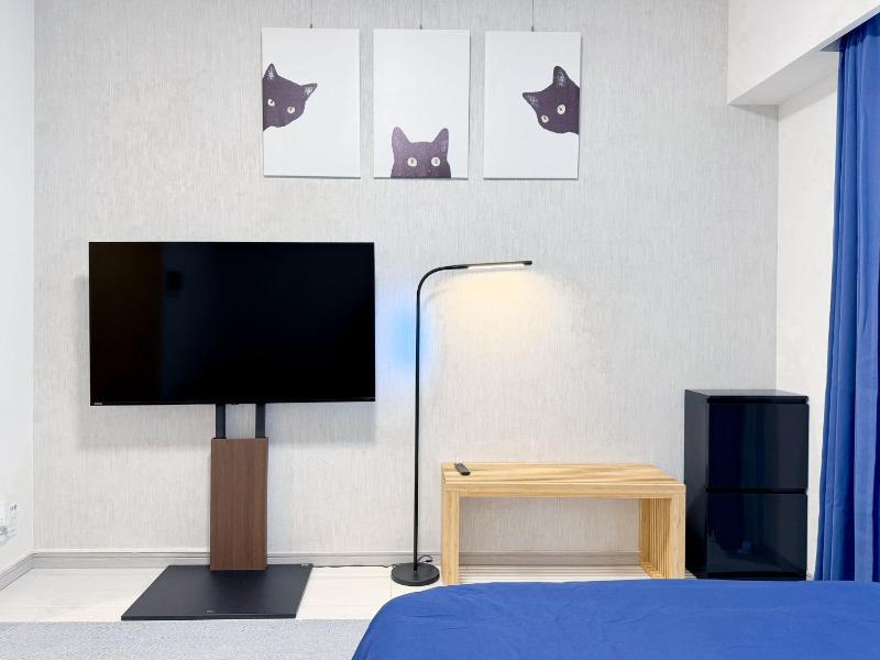 Triphome Higahsi Shinjuku Brand New - image 13