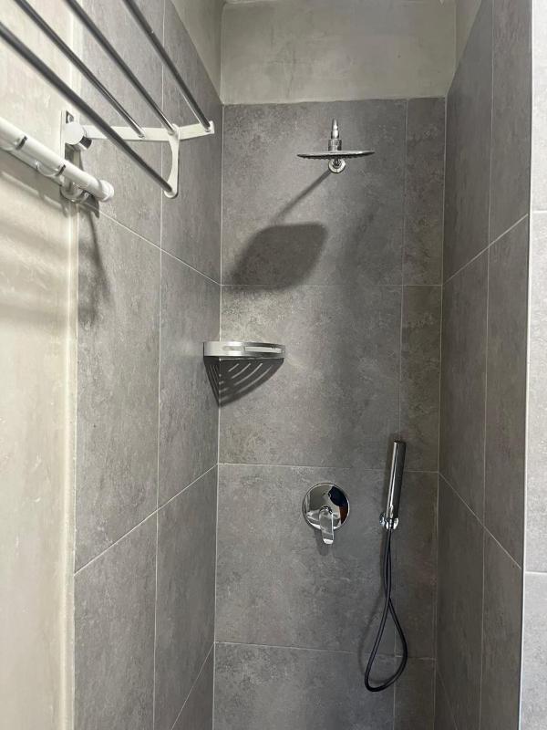 EJA s Apartment Tirana - image 8