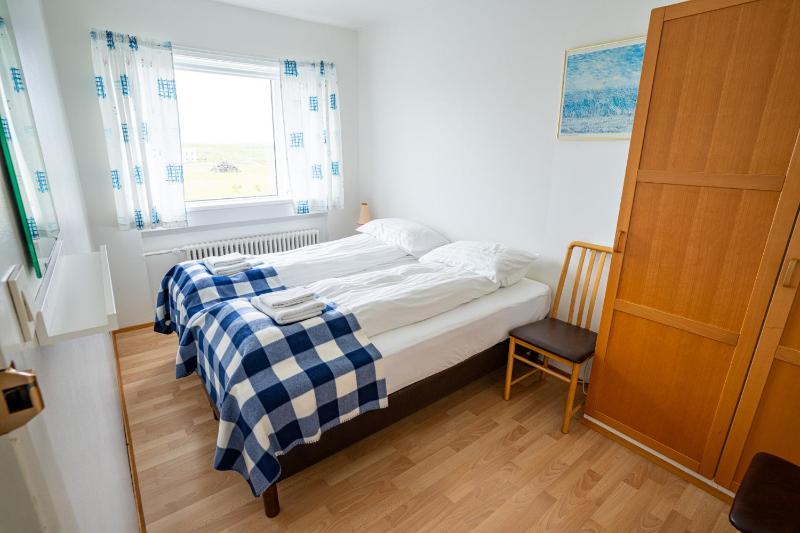 Double or Twin Room with Shared Bathroom image 1