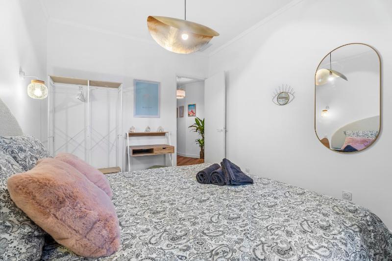 Nice Renting - VERDI - Apartment Charm & Comfort & AirCon - image 11
