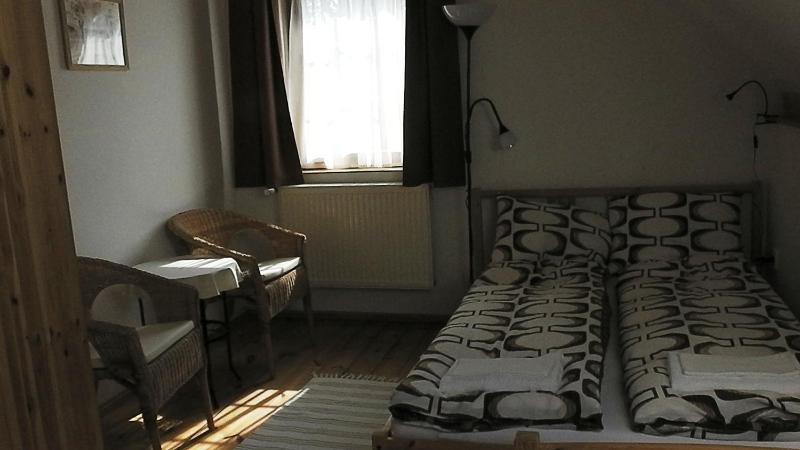 Triple Room with Private External Bathroom - Room 2 image 2