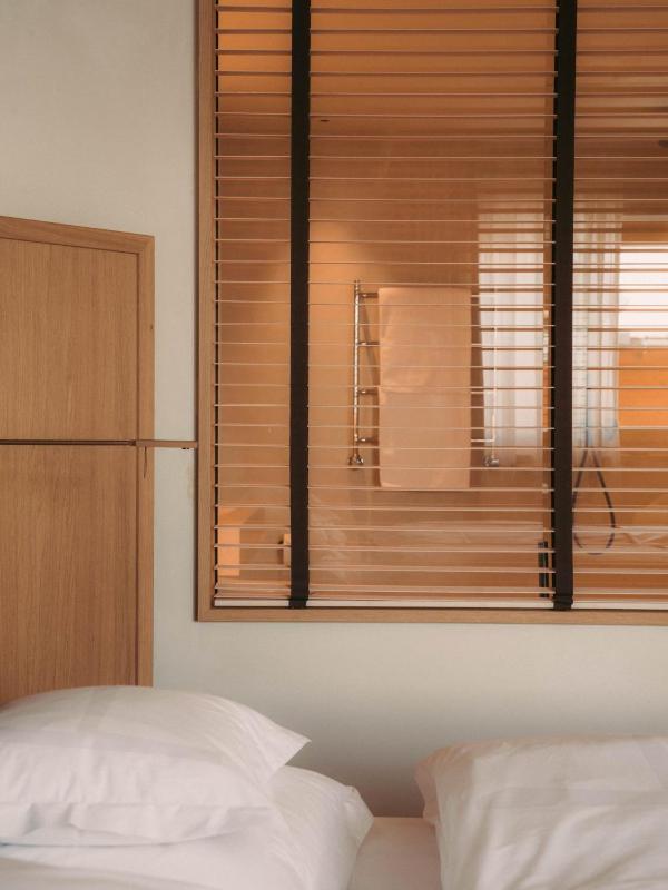 Superior Double Room image 3