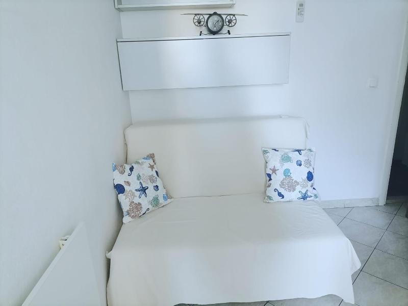 Apartment Maksim - image 5