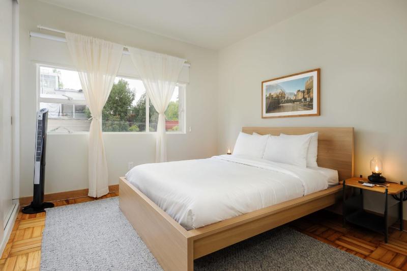 Delightful 2BR with Balcony in Roma Norte - image 13