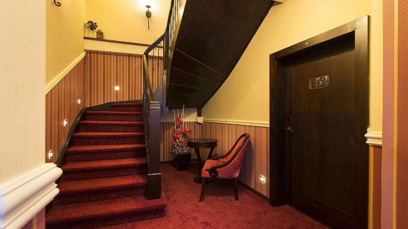 Deluxe Apartment image 3