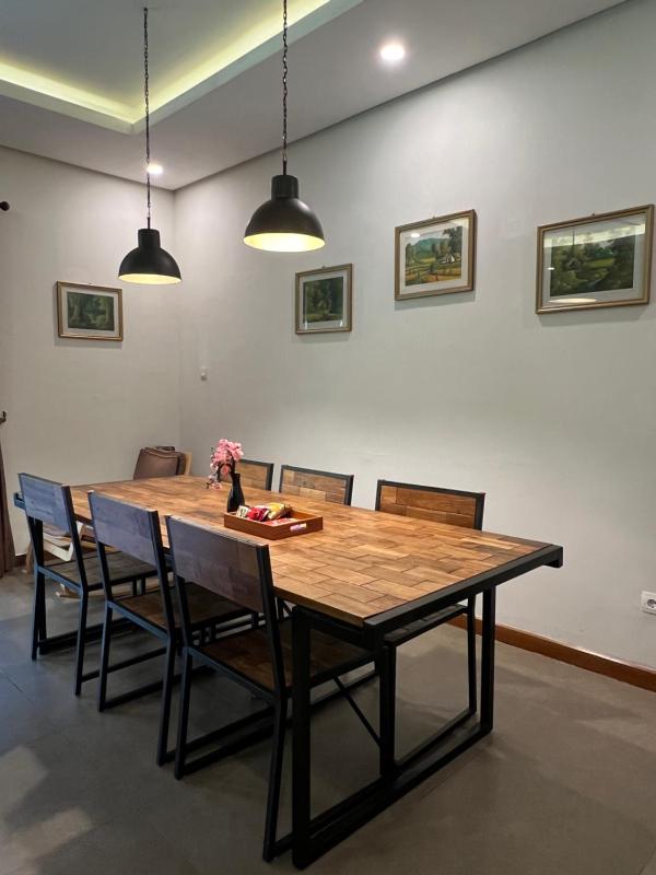 Vimalla Hills Villa 3-BR Bromo - image 18
