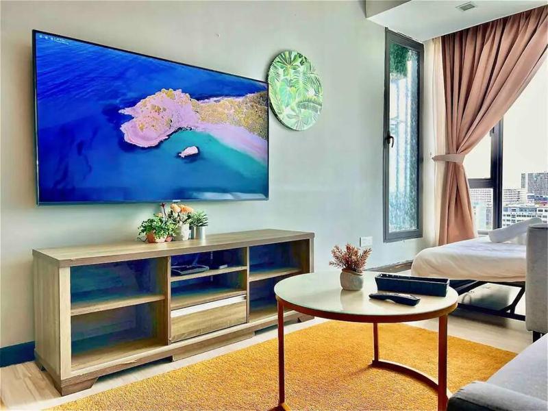 CBD Sky Suites 2BR 7PAX Images